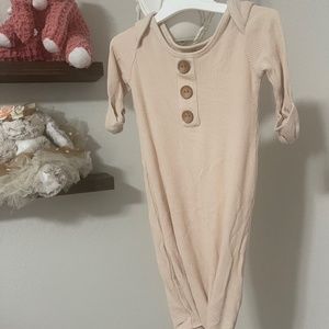 Caden Lane Oatmeal Waffle Bamboo Knotted Gown